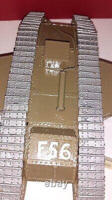 Tradition Of London Ww1 Mark V Heavy Tank 825 Britains Compatible 132 boxed S4