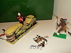 Trophy Miniatures HZ-18D Zulu War Range Wall, 2 24th Ft Soldiers & 2 Zulu's 54mm