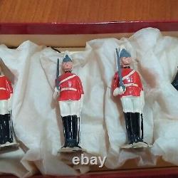 VINTAGE BRITAIN LEAD SOLDERS LIFEGUARDS No2029