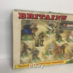 Vintage 1970's Britains Deetail Knights and Turks Boxed Set 7760