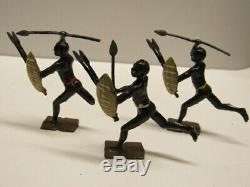 Vintage 7 Britains African Savage Zulu Warriors In Original Box 147 Lead Soldier