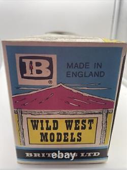 Vintage BRITAINS Wild West 4 horse COVERED WAGON 7616 Boxed