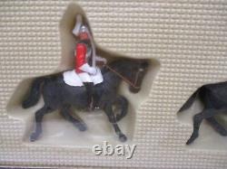 Vintage Boxed Britains Eyes Right Horse Guards 7830