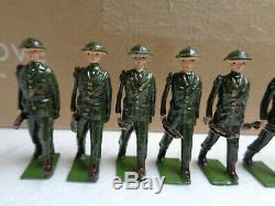 Vintage Britains #1603 Irish Free State Infantry Toy Soldier lot of 8 lead, At