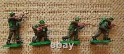 Vintage Britains 1/32 scale Swoppet British Infantry figures in Action 1960s