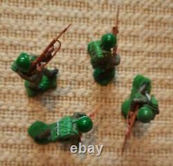 Vintage Britains 1/32 scale Swoppet British Infantry figures in Action 1960s