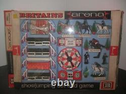 Vintage Britains 7580 Arena Show Jumping Game Original Box Complete Blue