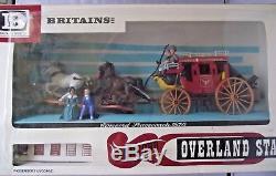 Vintage Britains 7615 Overland StageCoach Cowboys Stage Coach 1.32 Figures Boxed