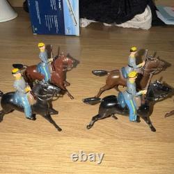 Vintage Britains Confederate Cavalry 1 Officer And 6 Riflemen