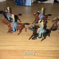 Vintage Britains Confederate Cavalry 1 Officer And 6 Riflemen