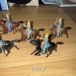 Vintage Britains Confederate Cavalry 1 Officer And 6 Riflemen