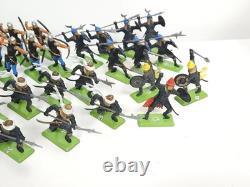 Vintage Britains Deetail Knights Saracens & Turks Toy Soldiers Lot + Mounted