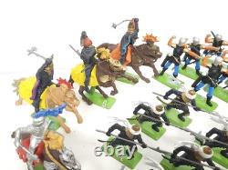 Vintage Britains Deetail Knights Saracens & Turks Toy Soldiers Lot + Mounted
