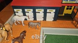 Vintage Britains Model Riding School 4713 Set Boxed Made in England