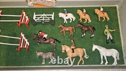 Vintage Britains Model Riding School 4713 Set Boxed Made in England