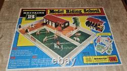 Vintage Britains Model Riding School 4713 Set Boxed Made in England