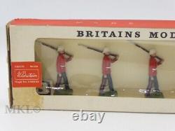 Vintage Britains Models Canada Princess Pat's Light Infantry Set No. 9157 Boxed