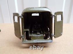 Vintage Britains No 1512 Army Ambulance With Wounded Soldier And Driver