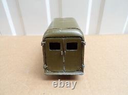 Vintage Britains No 1512 Army Ambulance With Wounded Soldier And Driver