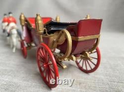 Vintage Britains Set 9402 Landau Coach With 6 x Grey Windsor Horse Team
