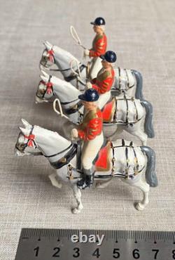 Vintage Britains Set 9402 Landau Coach With 6 x Grey Windsor Horse Team