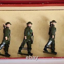 Vintage Britains Soldiers 1858 British Infantry In Full Battledress Set Of 8 Fig