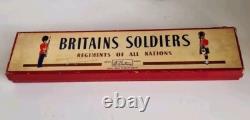 Vintage Britains Soldiers 1858 British Infantry In Full Battledress Set Of 8 Fig