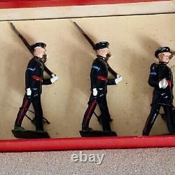 Vintage Britains Soldiers 2089 Gloucestershire Regiment 2 With Some Damage