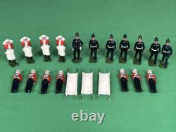 Vintage Britains Toy Soldiers Set # 137 Army Medical Service 1940-50s
