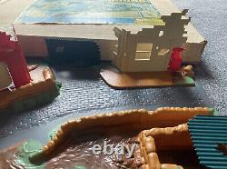 Vintage Britains World War Two WWII Large Battleground Playset 4715, Boxed