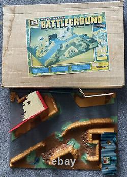 Vintage Britains World War Two WWII Large Battleground Playset 4715, Boxed