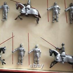 Vintage Britains historical series Set No1307 16th Century Knights In Armour