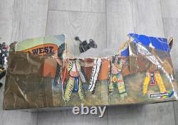 Vintage British Deetail Figures Bundle 1970s