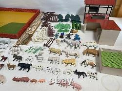 Vintage Farm Farmer Sheep Cows Pigs Fences Plastic Animals Toy Set