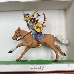 Vintage Herald Unbreakable Models Mounted Cowboys and Indians H7602 V RARE VGC