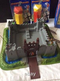 Vintage Knights Of The Sword Lion Castle&shop Display Box Of Mounted Knights