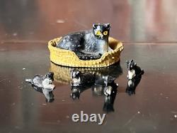 Vintage Lead Barrett and Sons Cat in the Basket with Kittens