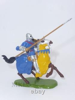 Vintage Lead Britains 1663 Knight with Lance Knight of Agincourt 1st Series 1954