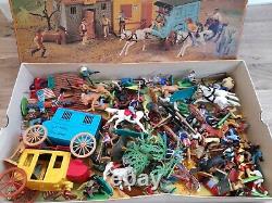 Vintage Timpo & Britains wild West cowboys, Indians plastic figures lot, toys