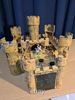 Vintage timpo britains Medieval Castle 1/32 scale 70s