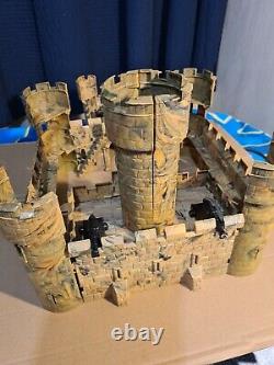Vintage timpo britains Medieval Castle 1/32 scale 70s