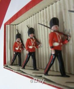 Vtg Britains Lead Toy Soldiers The Royal Fusiliers Marching Dress Rifle Packs #7