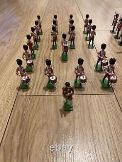 WBritain Britains Toy Soldiers Grenadier Guard Fife & Drum Band 41175 34 Figures