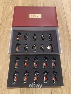WBritain Pipes Drums Royal Scots Band 41150 Black Watch Colour Party 5297 & 7235