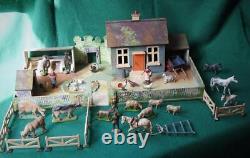 WENDAL TOYS 1948 ALUMINIUM FARM FIGURES ANIMALS & WOODEN FARM 40pc INC BRITAINS