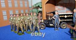 WWII Britains cast soldiers. HQ parade/Corgi Bentley/ford tanker. Unique tin