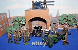 WWII Britains cast soldiers. HQ parade/Corgi Bentley/ford tanker. Unique tin