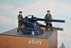 WWII Britains cast soldiers. HQ parade/Corgi Bentley/ford tanker. Unique tin