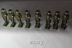 W. BRITAIN 1858 INFANTRY Britains' Soldiers in Action SET With Box #V24