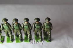 W. BRITAIN 1858 INFANTRY Britains' Soldiers in Action SET With Box #V24